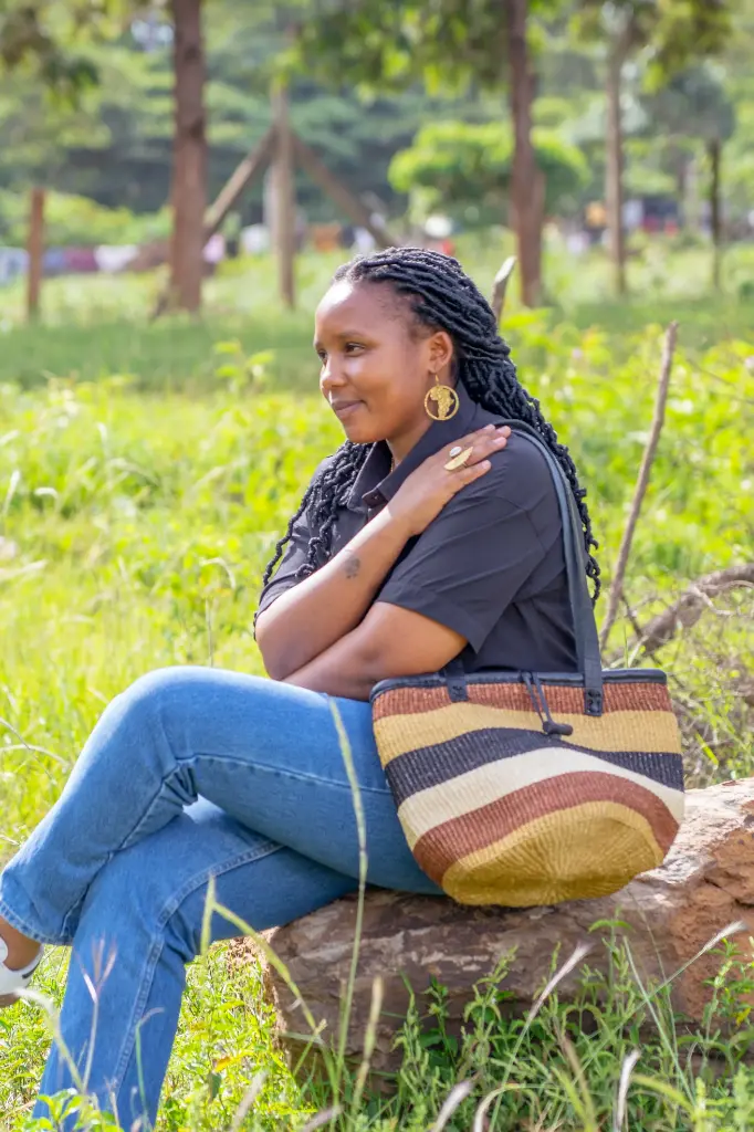 Striped Kiondo bag -Size 10